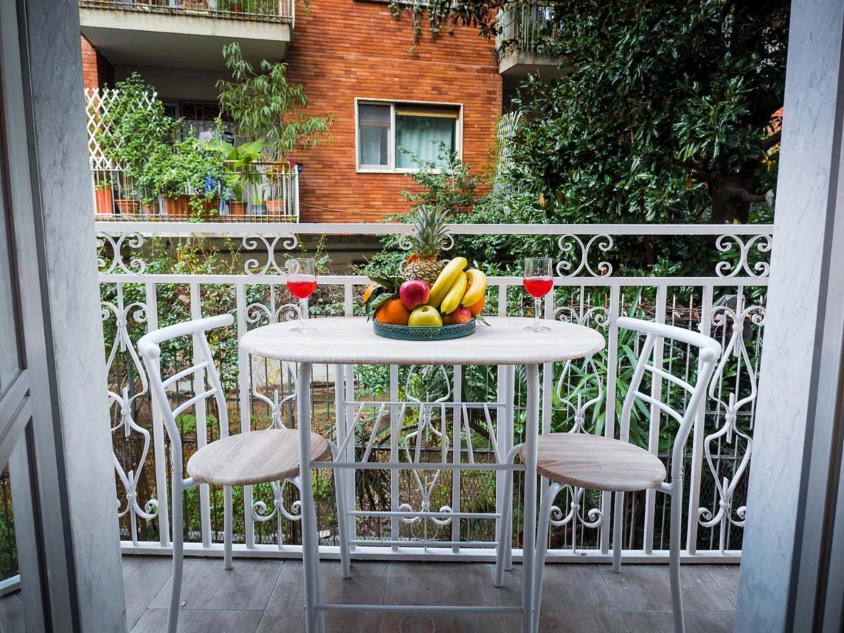 Apartament Chiaia Premium Flat, Naples Center, Near Seaside Zewnętrze zdjęcie